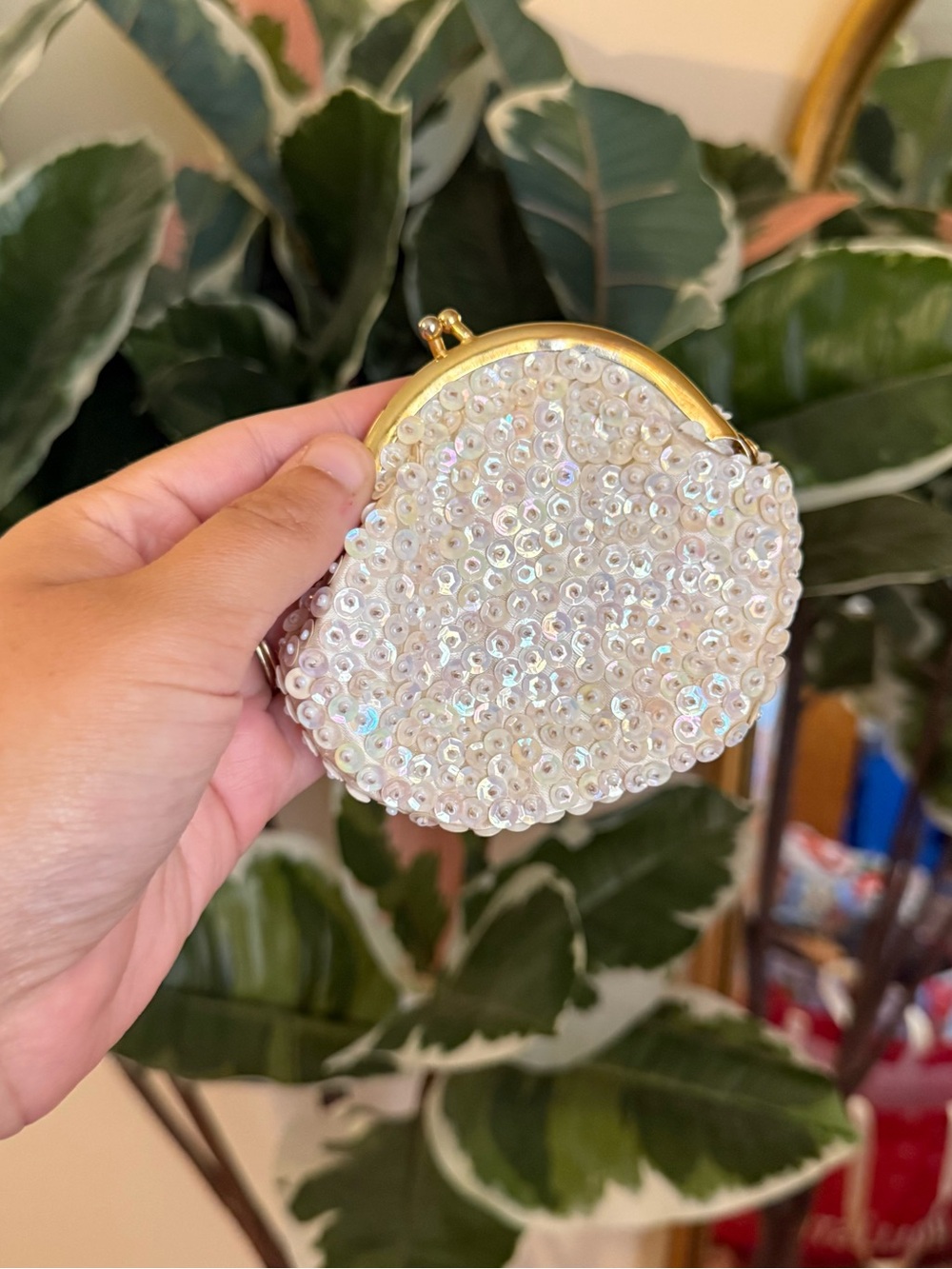 Vintage white sequin coin purse